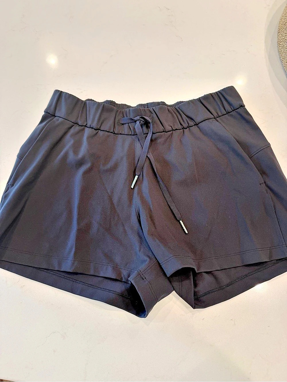 lululemon On the Fly Short 2.5" Athletic Shorts Black Size 6
